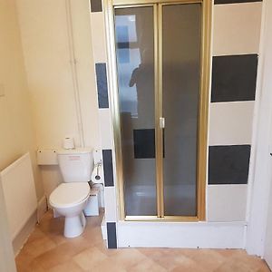 Family Room Private Bathroom